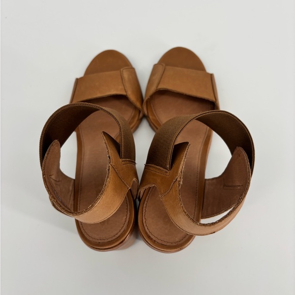 Sorel Strappy Faux Suede Block Open Toe Sandal Shoes - Picture 6 of 9